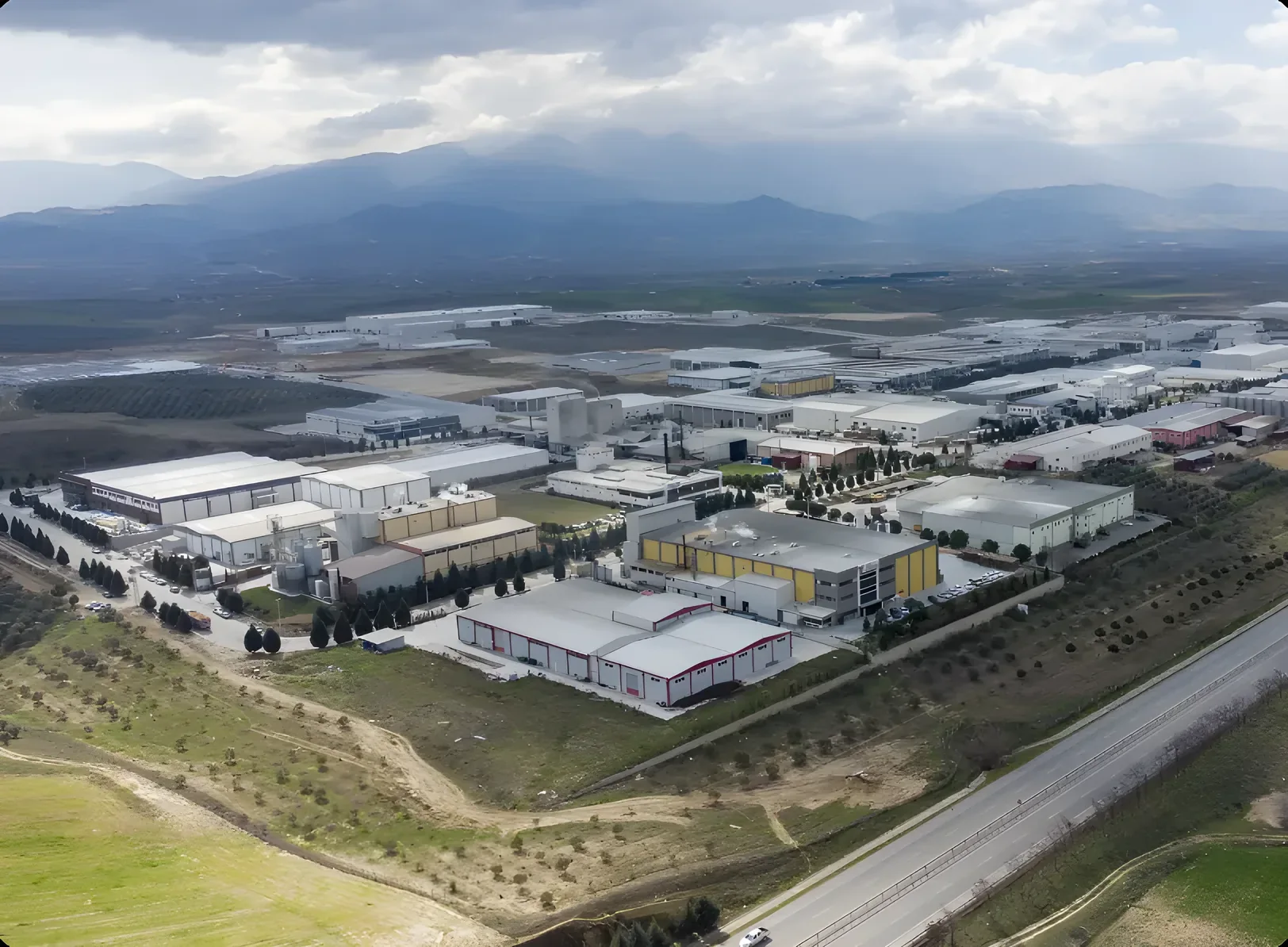 Lider Petfood Salihli üretim tesisi